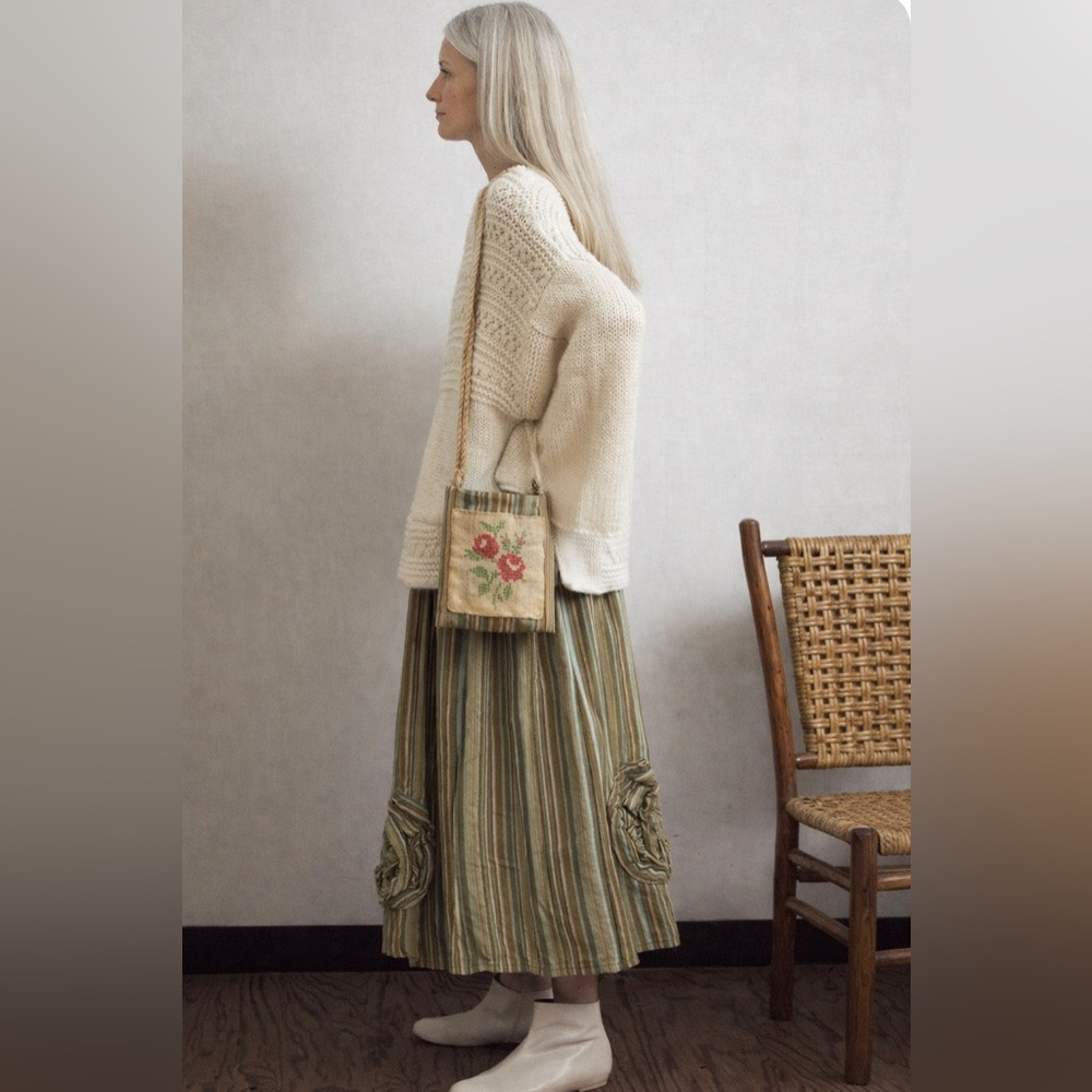“Wearable art” skirt - Picture 6 of 16